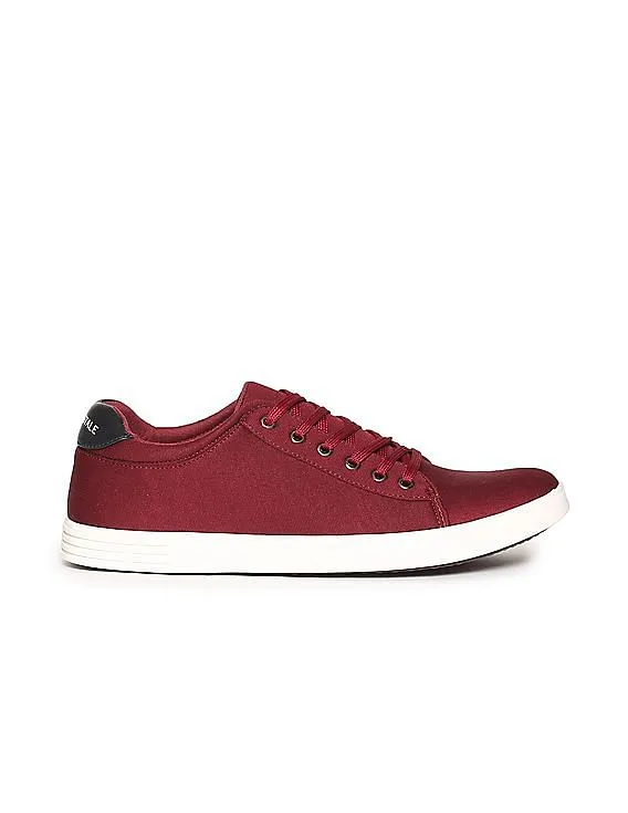 Aeropostale Contrast Sole Canvas Sneakers