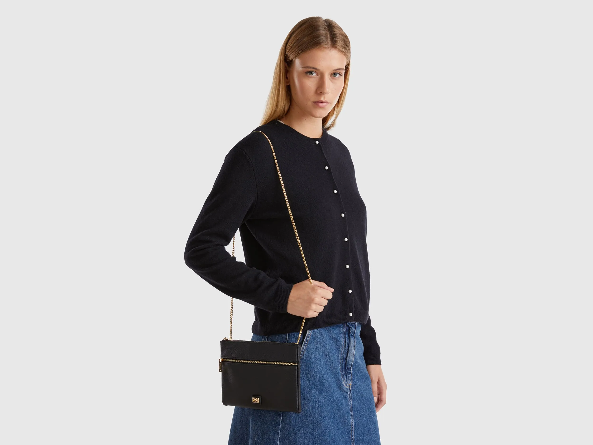 Bag with shoulder strap - Black | Benetton