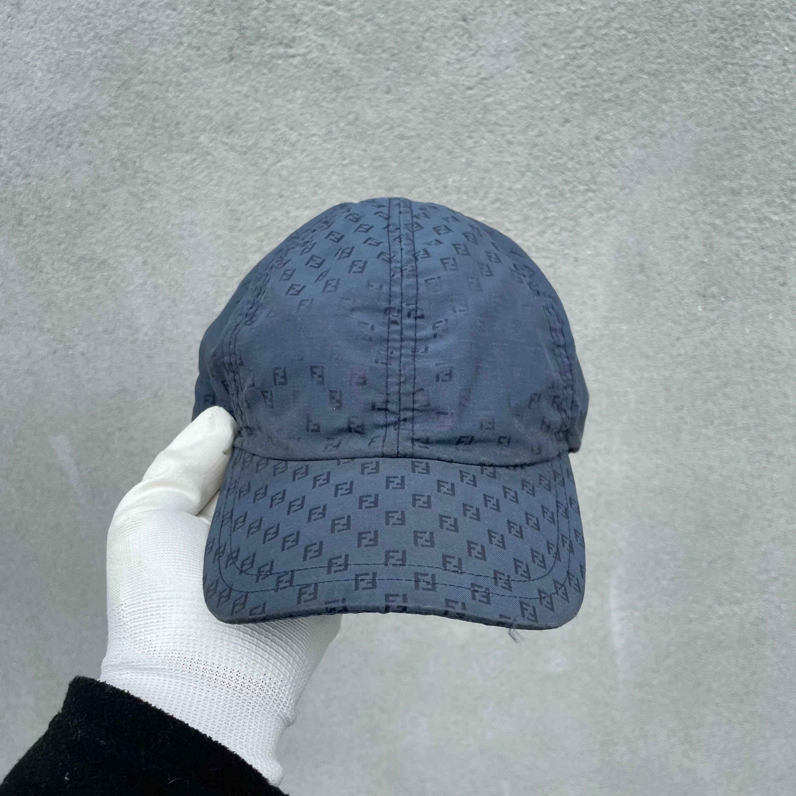 Fendi Vintage Cap (M)