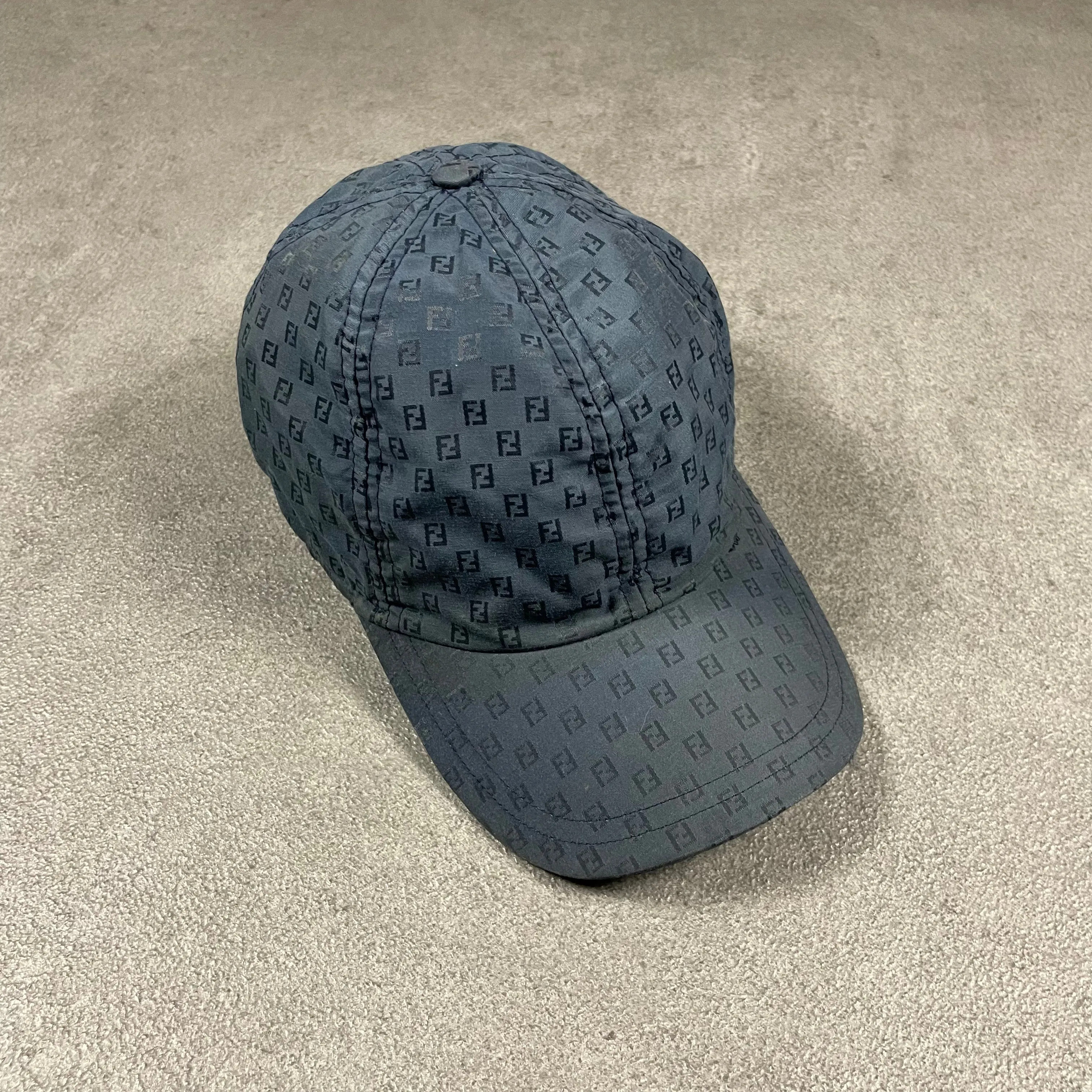 Fendi Vintage Cap (M)