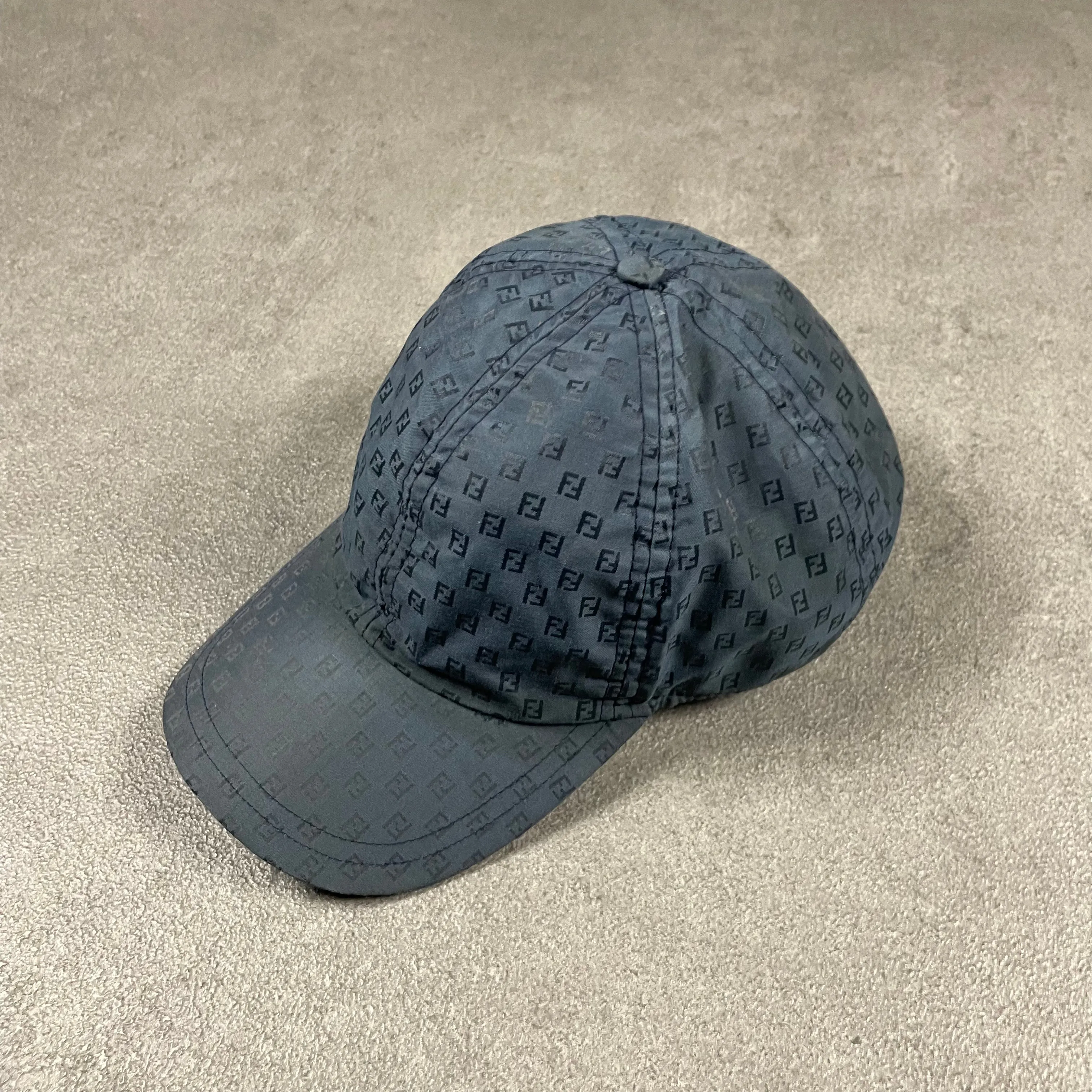 Fendi Vintage Cap (M)