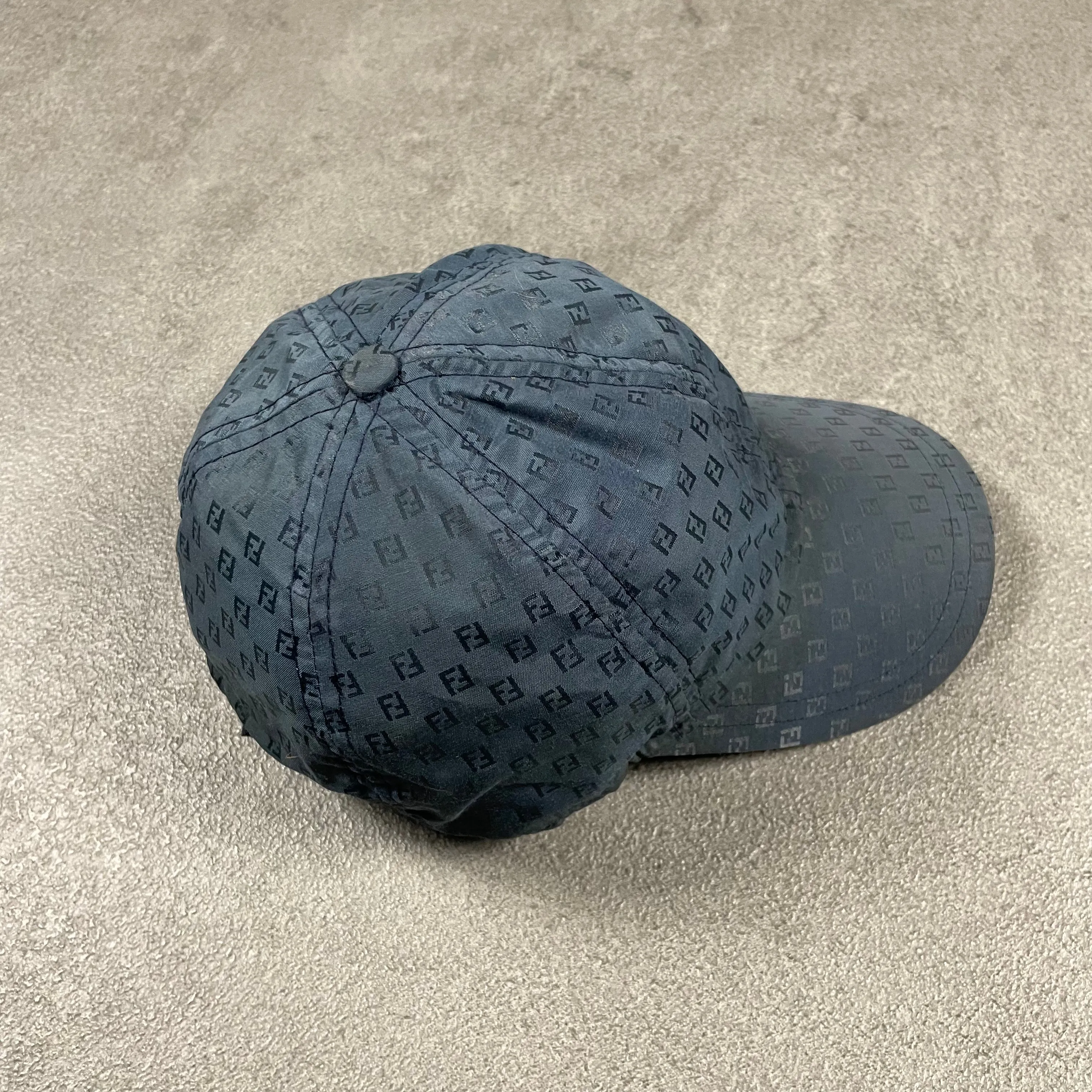 Fendi Vintage Cap (M)