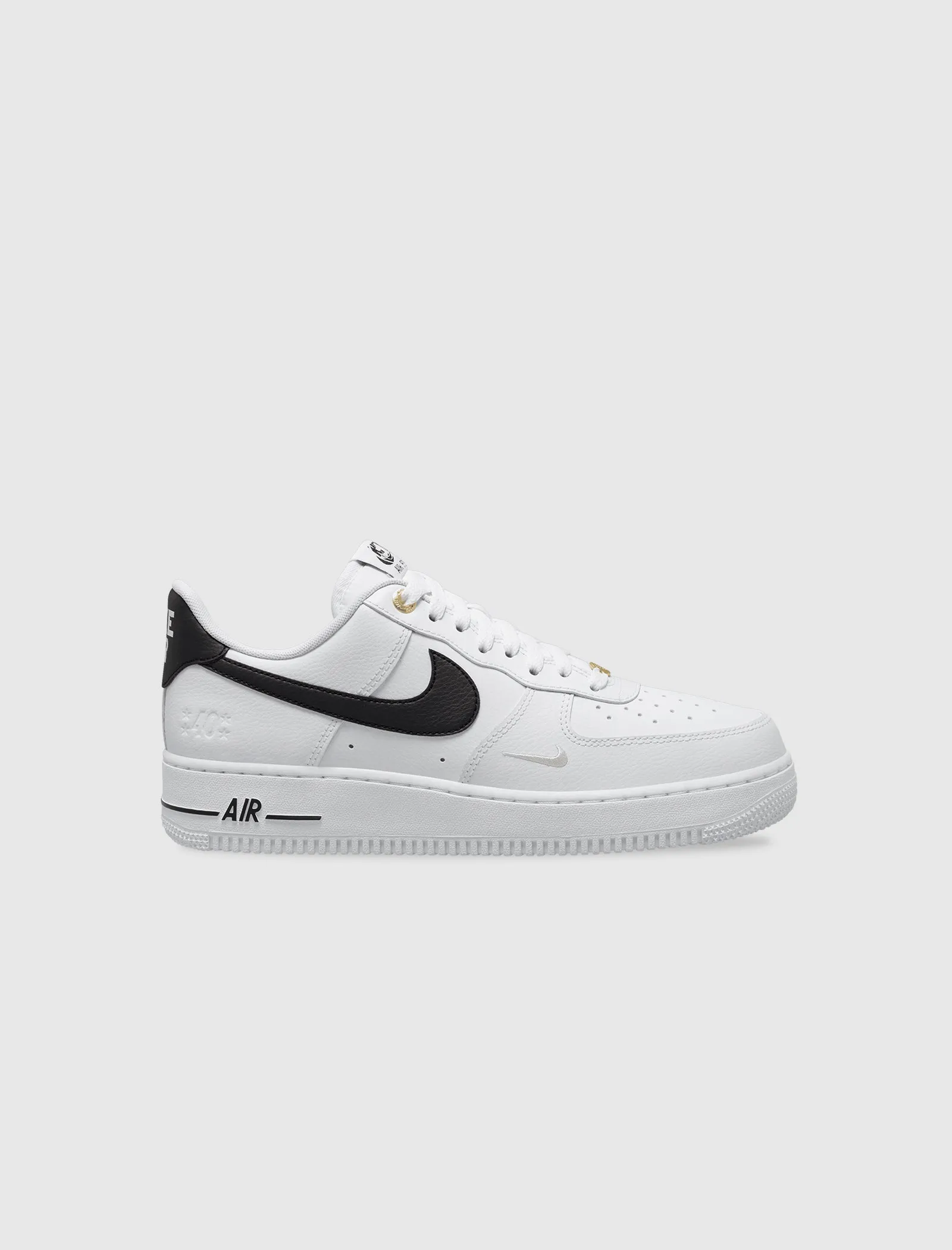 NIKE AIR FORCE 1 LOW 