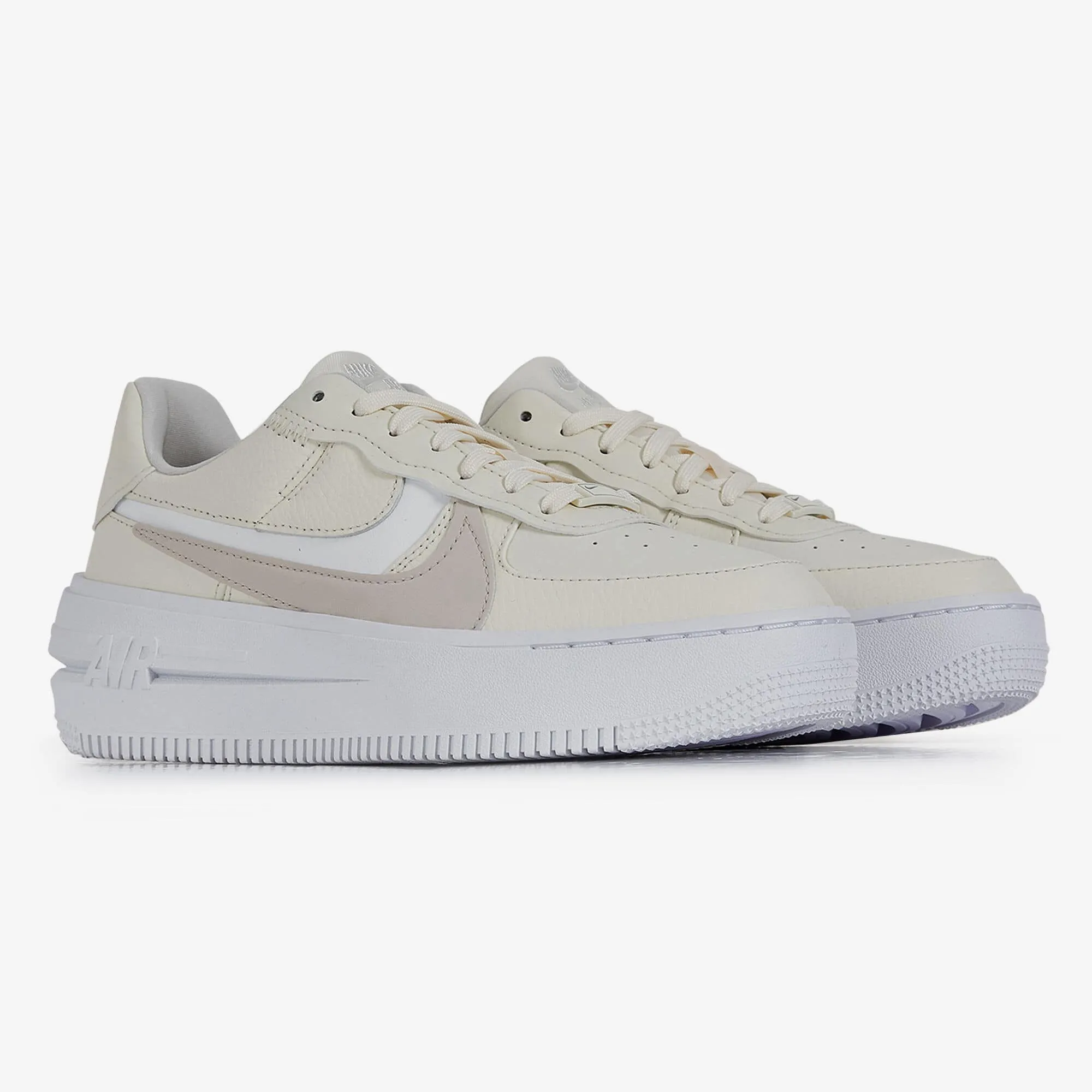 NIKE AIR FORCE 1 PLT.AF.ORM