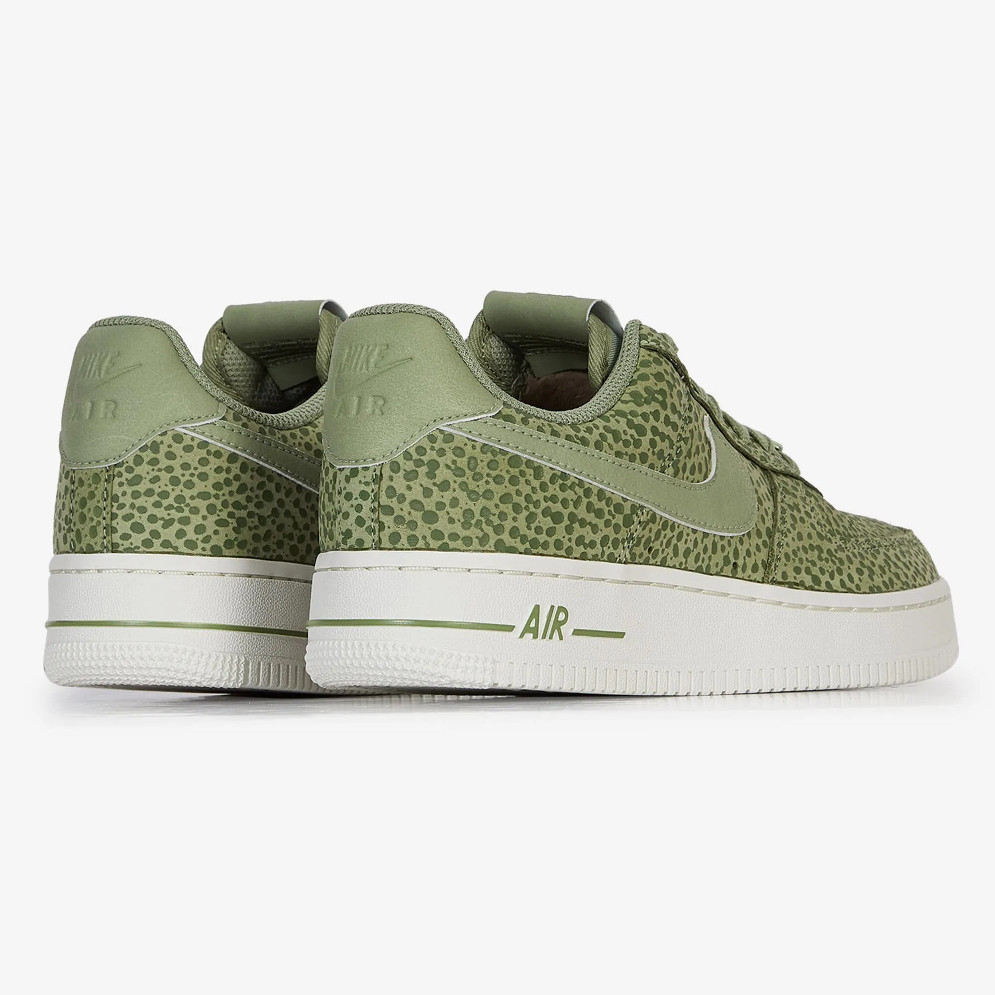 NIKE AIR FORCE 1 PRMIUM