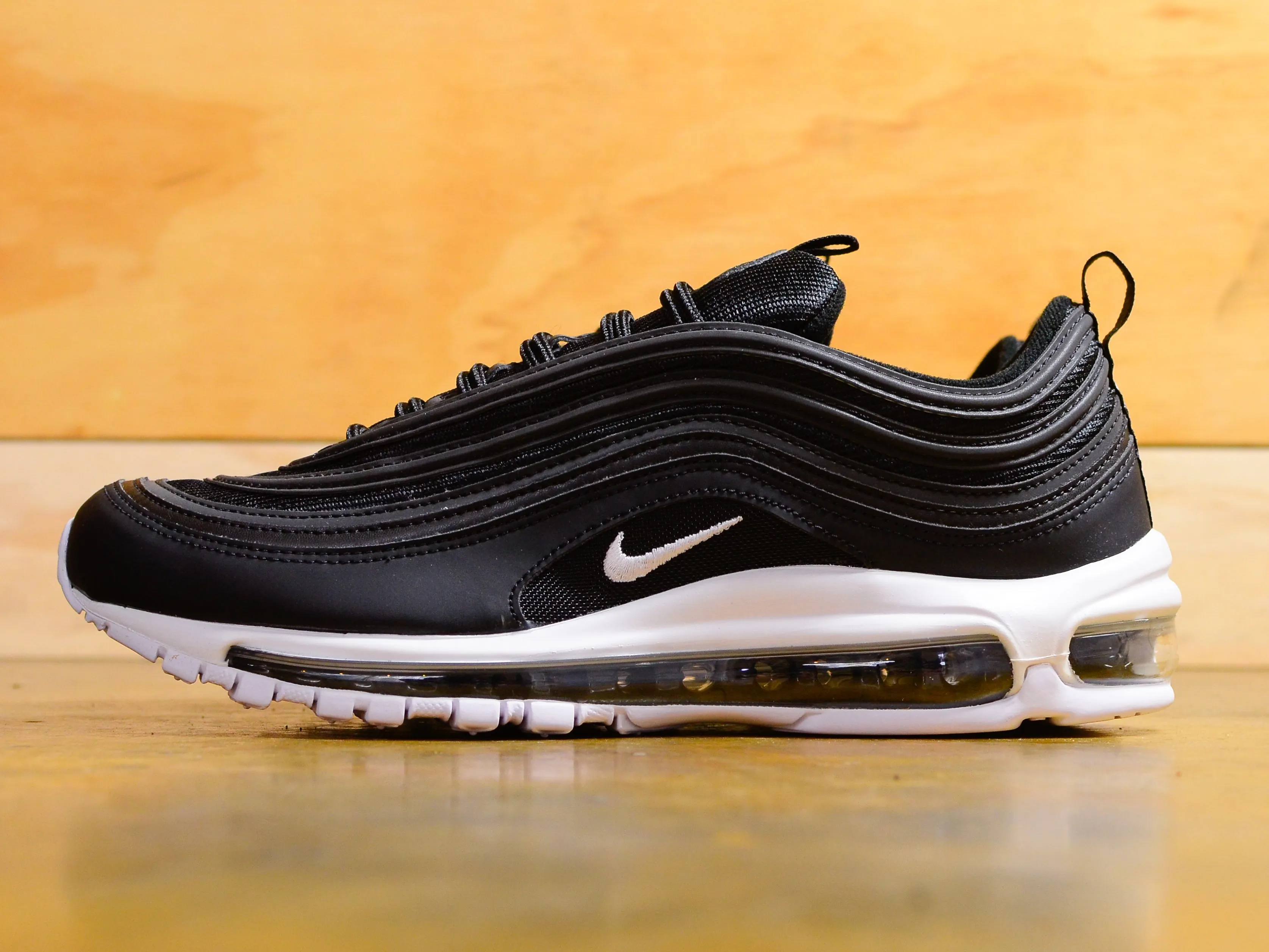 Nike Air Max 97 - Black / White