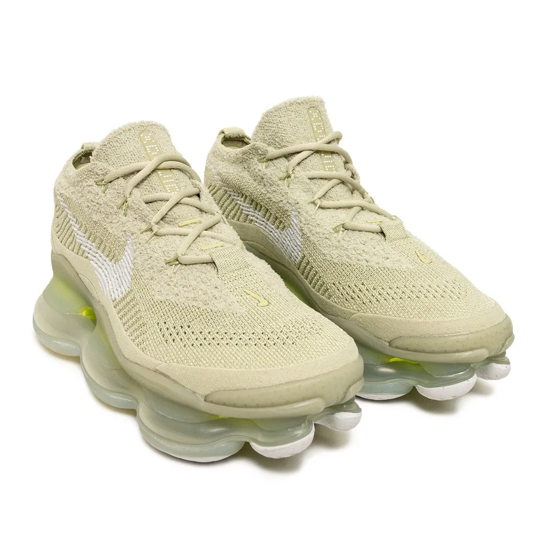 Nike Women Air Max Scorpion Flyknit (olive aura / white-volt)